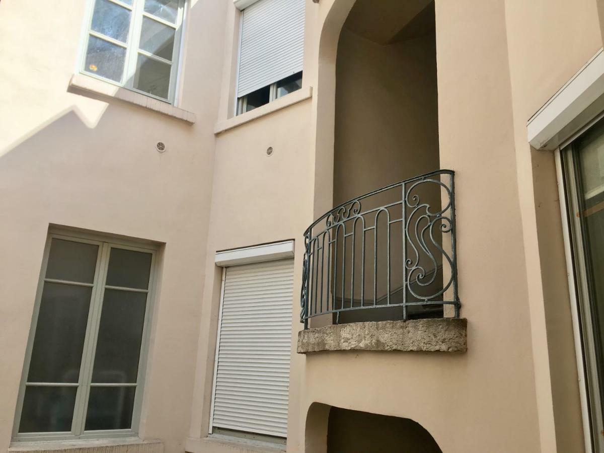 Apartamento Le Calme De L'Opera. Lyon Exterior foto